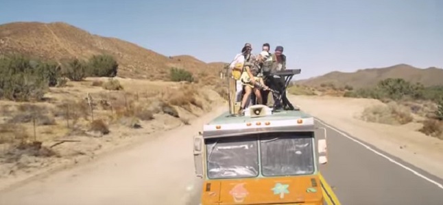 Videoclip: Rollercoaster