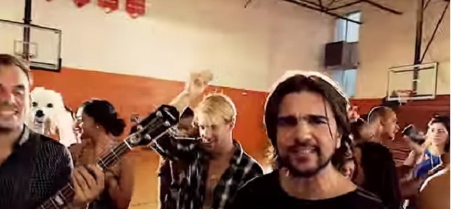 Videoclip: Un poco perdido