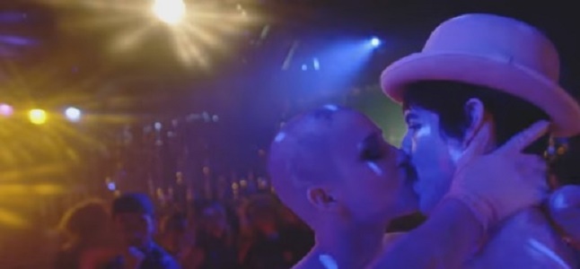 Videoclip: Go robot