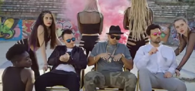 Videoclip: Trumpets