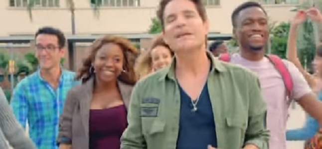 Videoclip: Play that song