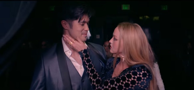 Videoclip: Waste it on me