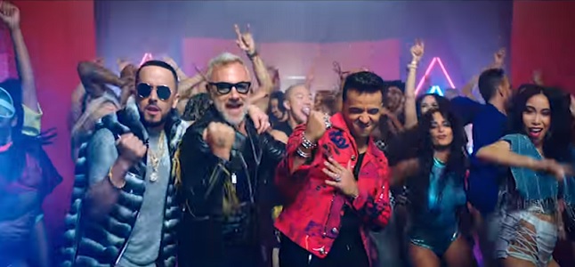 Videoclip: Sigamos bailando