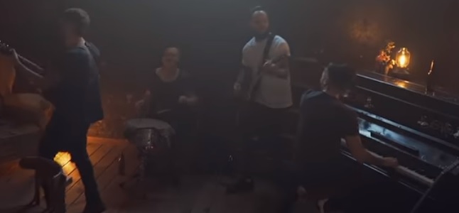 Videoclip: Disparos