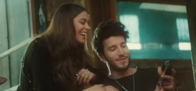 Videoclip: Oye