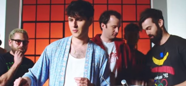 Videoclip: Harmony hall