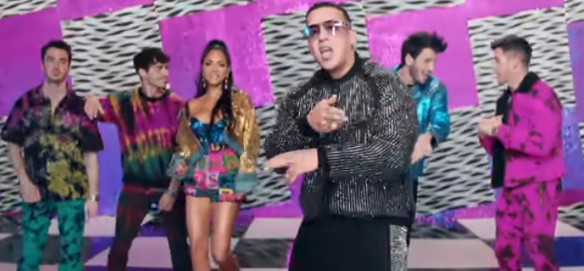 Videoclip: Runaway