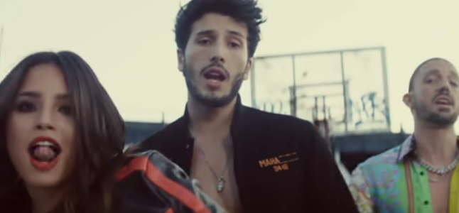 Videoclip: Boomshakalaka